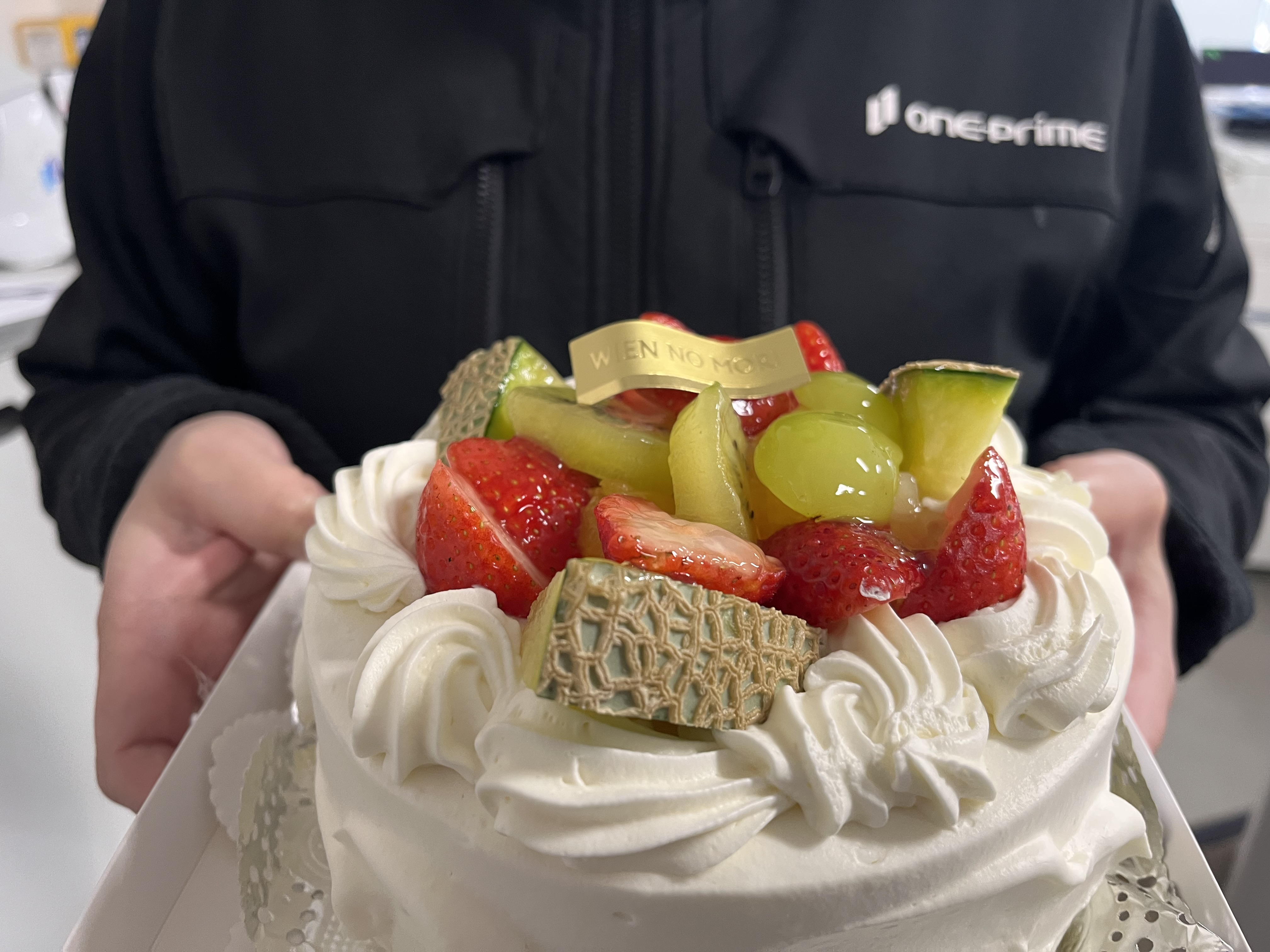 ワンプライム．株式会社　女性社員初　電気工事士1種合格